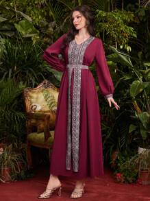 Al Najma 勃艮第红女士阿拉伯风格几何印花灯笼袖连衣裙，端庄