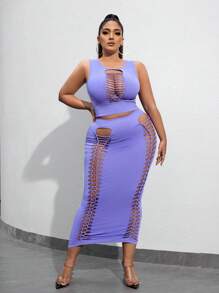 SHEIN SXY Ropa De Primavera Y Verano Sexy De Talla Grande Sin Costuras. Conjunto Tanque Recortado Con Detalles Recortados Y Falda De Cintura Alta