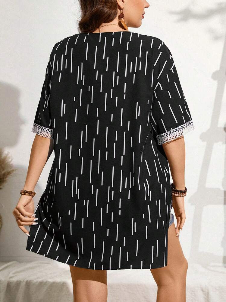 Plus Size Women's Striped And Floral Print V-Neck Lace Insert Shirt For Summer