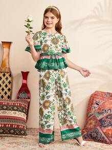 SHEIN 少女寬鬆可愛假期花卉圓領襯衫和褲子套裝 - 綠色 - 查看 3