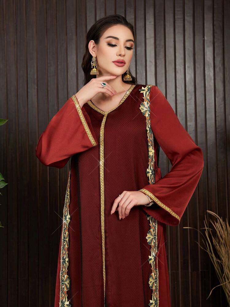 Ladies' Arabic Style Golden Woven Belt Splicing V-Neck Dress