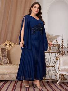 Modelyn Plus Size Embroidered Cape Sleeve Shift Dress Long Evening Dresses - Navy Blue - View 3