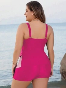 SHEIN Swim Curve Bãi biển mùa hè Plus Size Colorblock Xù Cami Top và Bộ Tankini cạp cao kèm quần short để bơi lội - Hồng - Xem 2