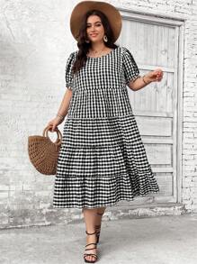 SHEIN CURVE+ 大尺碼方格紋鬆緊收腰連衣裙 - 黑與白 - 查看 5