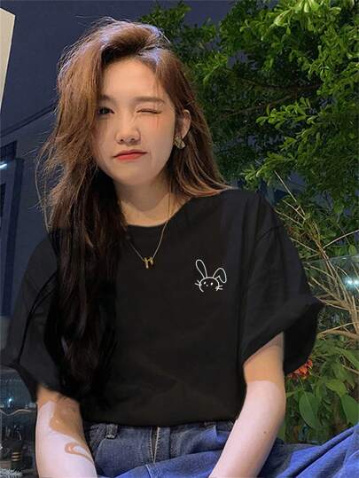 女士卡通图案印花短袖 T 恤