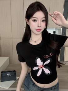 DAZY Women's Printed Minimalist Style T-Shirt - Black - View 6