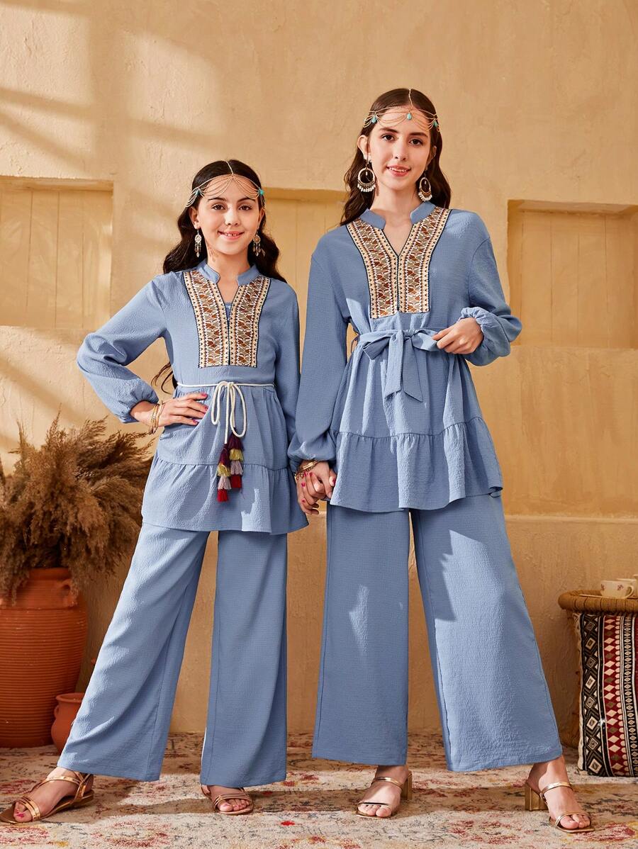 SHEIN Leap Crew 少女休閒 2 件泡泡袖幾何拼布緞帶襯衫與長褲 - 藍色 - 查看 1