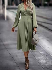 SHEIN Clasi Solid Pleated Detail Surplice Neck A-line Dress - Green - View 4