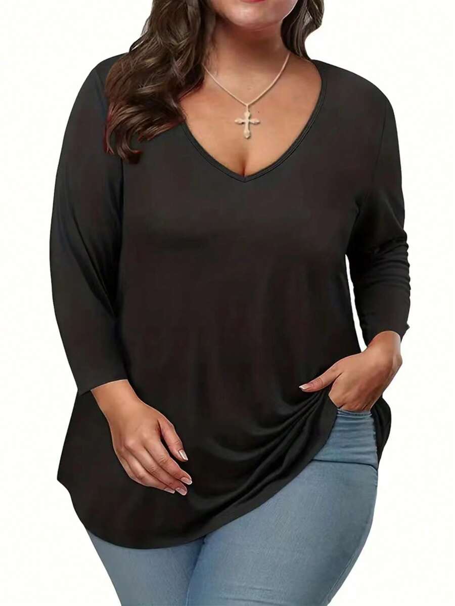 SHEIN Essnce Plus Size Solid Color T-Shirt With Curved Hemline - Black - View 1