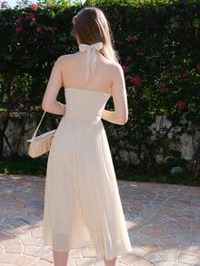 Women's Waist Cinched Halterneck Dress - Beige - View 2