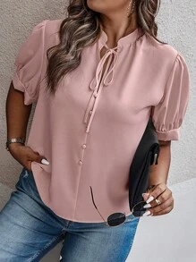 EMERY ROSE 大尺碼純色蝴蝶領襯衫