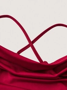 SHEIN Belle 勃艮第红色加大码女式褶饰鱼尾下摆吊带连衣裙 - 酒紅色 - 查看 4