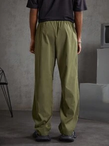 Manfinity VCAY Men's Woven Casual Cargo Pants - Army Green - View 2