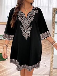 EMERY ROSE 大尺碼女款印花缺角領 A 字連身裙 - 黑色 - 查看 4