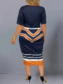 SHEIN Clasi 大码拼色紧身连衣裙 - 藏蓝色 - 查看 2