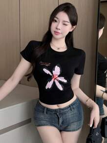 DAZY Women's Printed Minimalist Style T-Shirt - Black - View 1