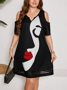 SHEIN LUNE Plus Size Women's Off-Shoulder Black Dress With Notched Collar And Face Print - Black - View 5