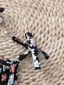 SHEIN 3pcs/Set Young Girls' Knitted Solid Color Cami Top And Knitted Floral Print Cami Top Set, School, Campus, College