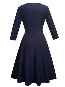 HOMEYEE Round Neck Patchwork Soluble Lace Vintage Casual Holiday Simple Professional Dress - Navy Blue - View 4