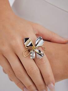 MOTF PREMIUM 双色镀层 3D 镂空花戒指，情人节、妈妈、母亲、母亲节、礼物