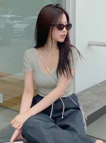 DAZY Của phụ nữ Màu thuần Cổ chữ V Thon gọn Áo thun , Lý tưởng Lớp cơ sở - màu xanh lá - Xem 3