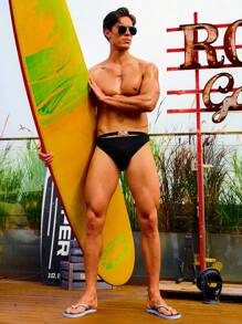 Manfinity 男士度假海滩纯色镂空三角泳裤 - 黑色 - 查看 4