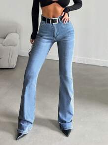RueChic 98%Cotton Ladies' Slant Pocket Casual Flared Jeans - Light Wash - View 6