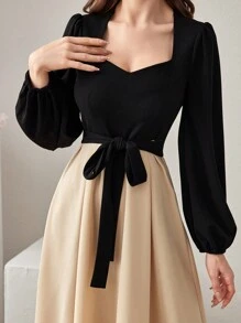 Mulvari 女士纯色甜心领灯笼袖连衣裙长款女装