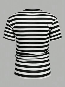 EGENSIO Men Striped Round Neck Urban Short Sleeve T-Shirt, Boyfriend Gift - Black and White - View 2