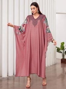 Al Najma Floral Print Batwing Sleeve V-Neck Kaftan