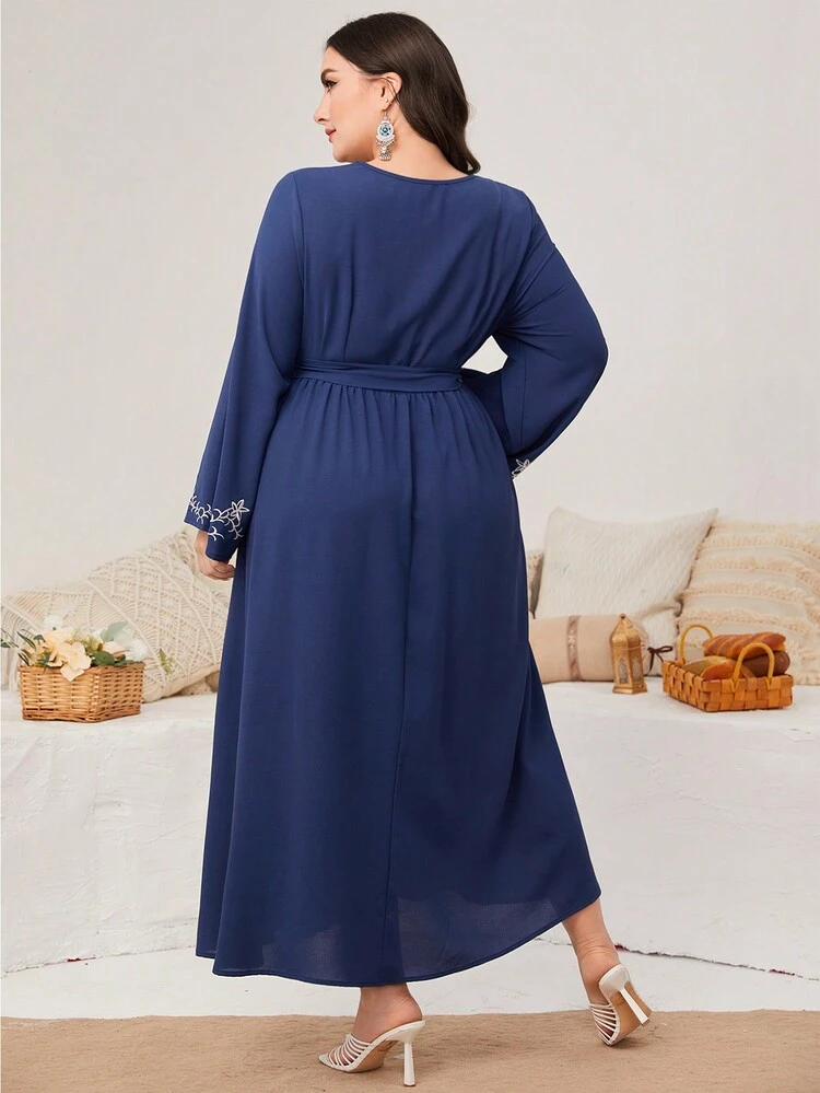 Plus Size Vintage Floral Pattern Embroidery Arabian Clothing Round Neck Dress Kaftan Jalabiya Dress