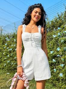 Soleia Jednolity kolor Pofałdowany Wiązanie Bez Rękawów Romper - Biały - Zobacz 2