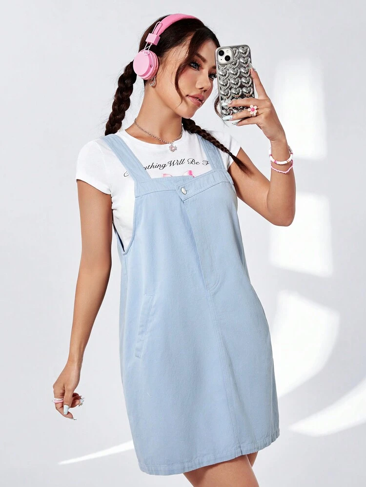 Ladies' Fresh Light-Colored Casual Dress