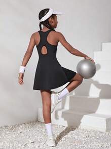 SHEIN Leap Crew Vestido Activo Con Espalda Con Diseño Recortado En Color Liso Para Niña Tween - Negro - Ver 3