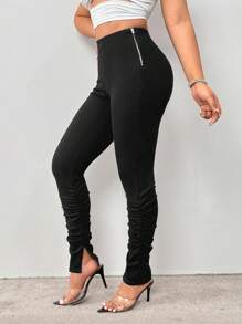 SHEIN SXY Vaqueros De Mezclilla Ajustados Con Dobladillo Plisado Y Dividido Para Mujer