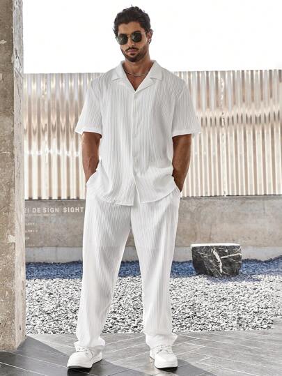 Manfinity RSRT 男士加大码波西米亚风纯色纹理短袖衬衫和短裤套装，舒适休闲装