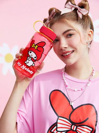 HELLO KITTY AND FRIENDS | SHEIN 粉色800毫升/28盎司tritan冷水瓶