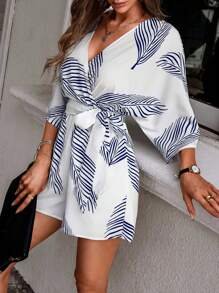 SHEIN LUNE 樹葉印花交疊領蝙蝠袖腰帶連身褲 - 白色 - 查看 4