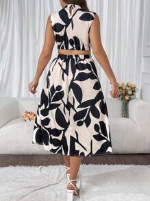 Breezaya 大尺碼女款立領植物印花側腰鏤空長洋裝 - 彩色 - 查看 2