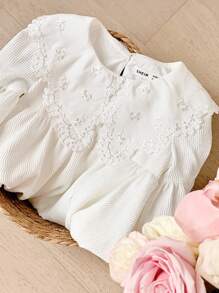 SHEIN 年輕女孩寬鬆休閒刺繡圖案燈籠袖中長裙,超大領口設計