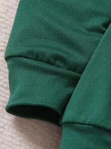 SHEIN Playful Pals Young Boys' Solid Color Sweatshirt And Pants Set With Expression Printing - Dark Green - View 4