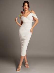 Silquee White Off-Shoulder Pleated Mesh Suspender Long Dress - White - View 4