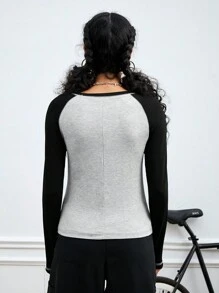 Street Sport T-shirt De Sport À Blocs De Couleurs Et Lettres Imprimées