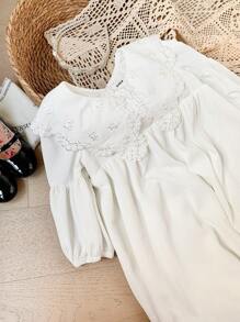 SHEIN 年輕女孩寬鬆休閒刺繡圖案燈籠袖中長裙,超大領口設計