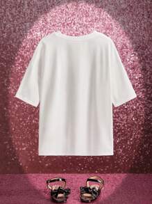 Marilyn Monroe X SHEIN Camiseta De Hombro Caído Para Niña En Edad Tween Con Diseño Gráfico De Letras Y Corazones