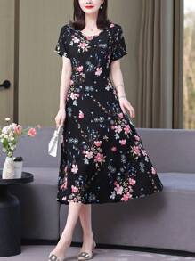 新款圆领花卉印花宽松夏季女式短袖连衣裙 - 黑色 - 查看 1