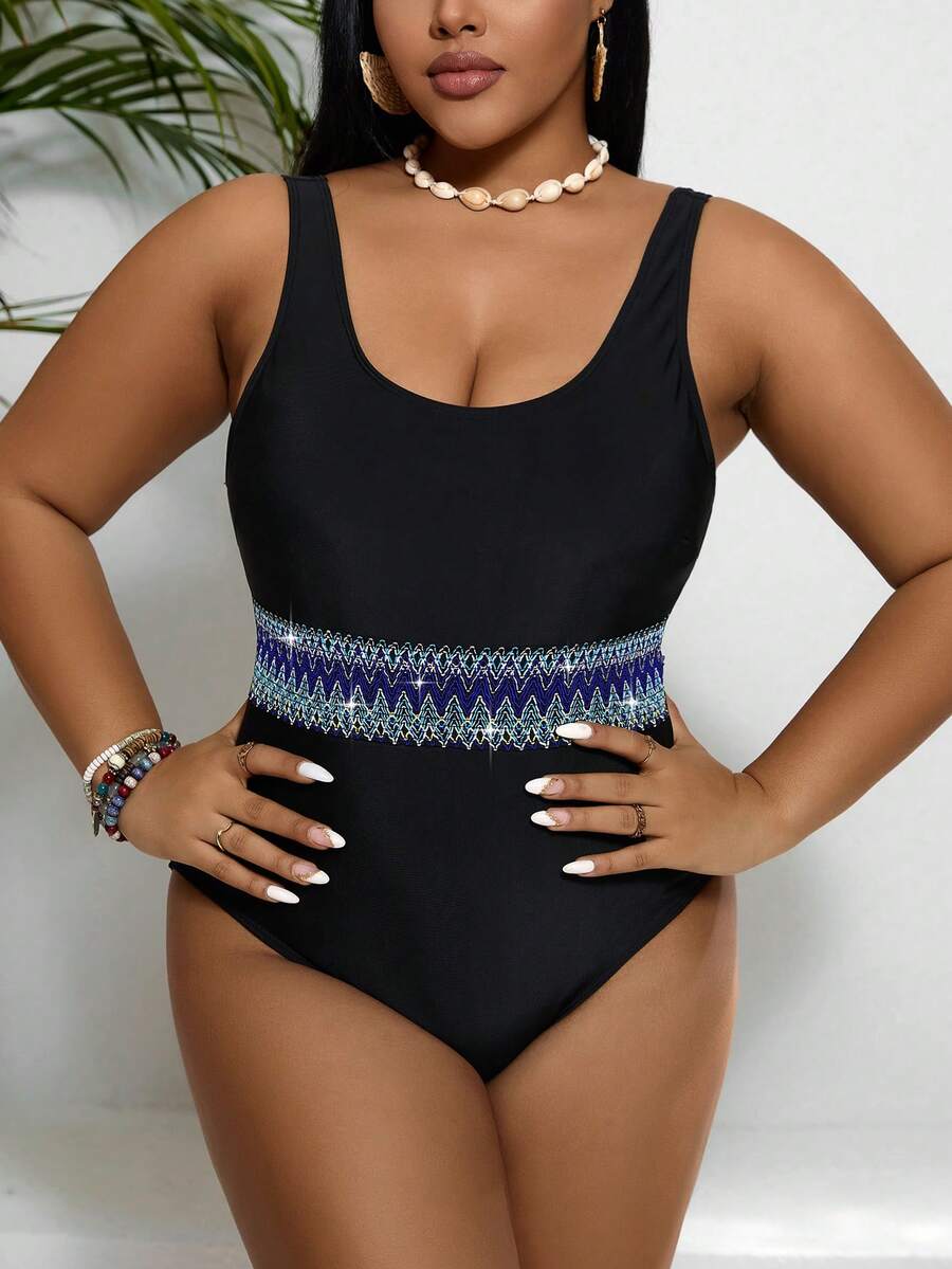 SHEIN Swim Curve 夏季大码女式几何拼接绷带连体泳衣 - 黑色 - 查看 1