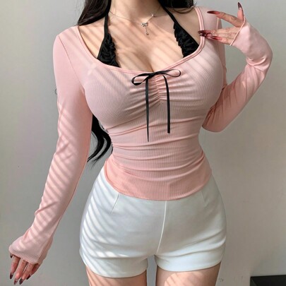 주름진 가슴과 나비 넥타이가 있는 여성용 홀터넥 바디콘 긴 소매 탑