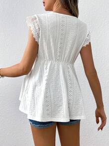 SHEIN Camiseta Larga Para Embarazada Con Detalles De Encaje Y Cuello En V