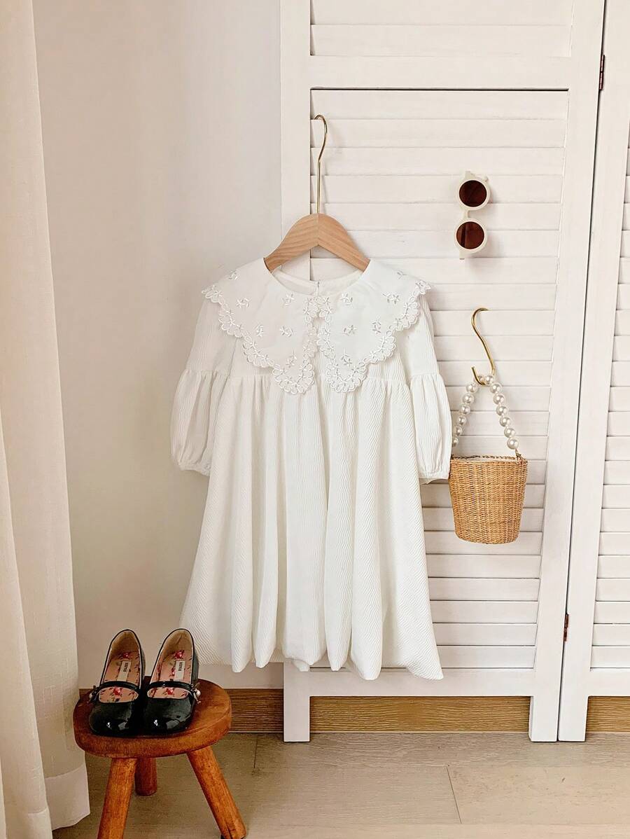 SHEIN 年輕女孩寬鬆休閒刺繡圖案燈籠袖中長裙,超大領口設計